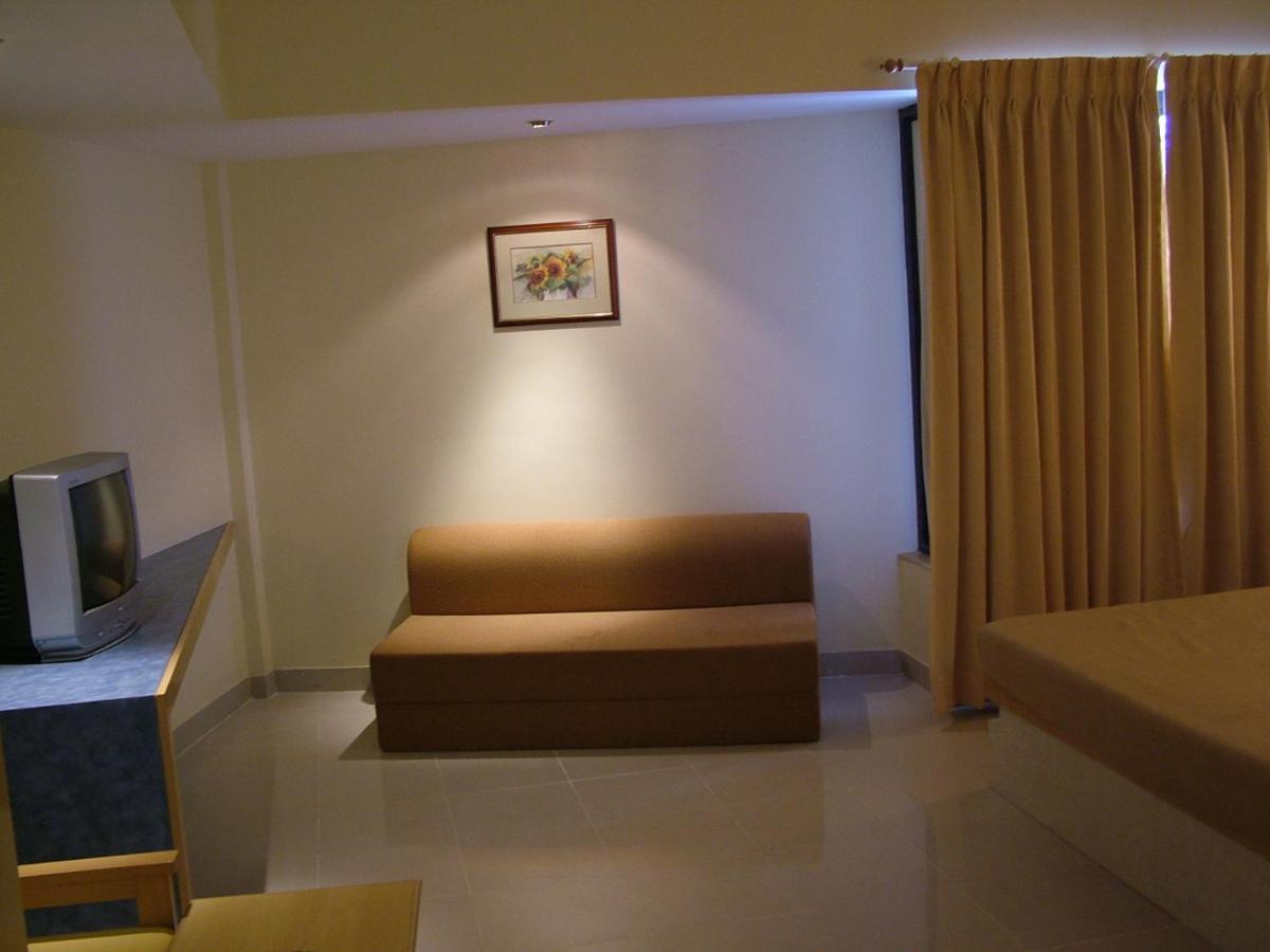 Hotel City Park, Solapur Eksteriør bilde